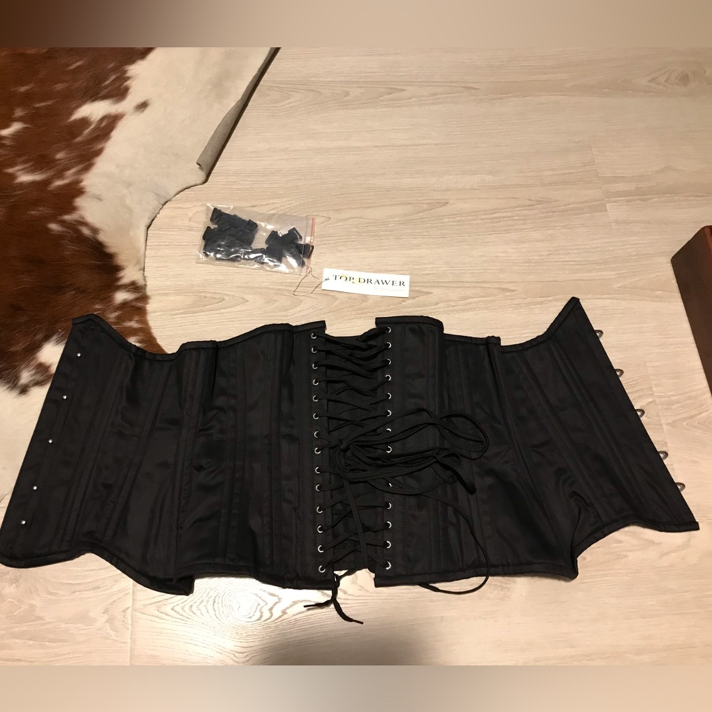 Raven Black cotton steel boned corset size Large